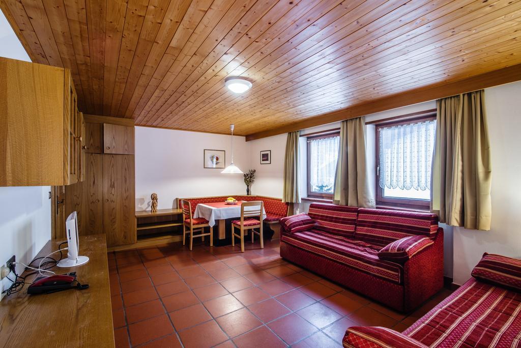 Residence A Val San Cassiano  Exterior photo